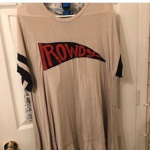 Judith March Orange and blue rowdy long top